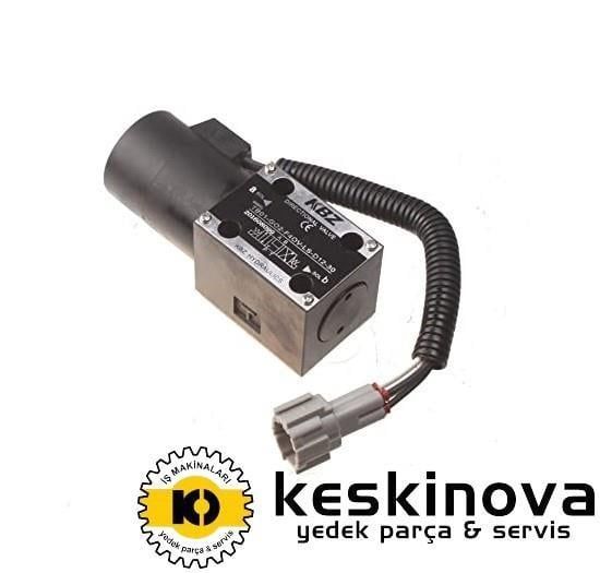 TCM 130C3-82751 OEM FD50 100 T-16 V24 VİTES SELONİDİ
